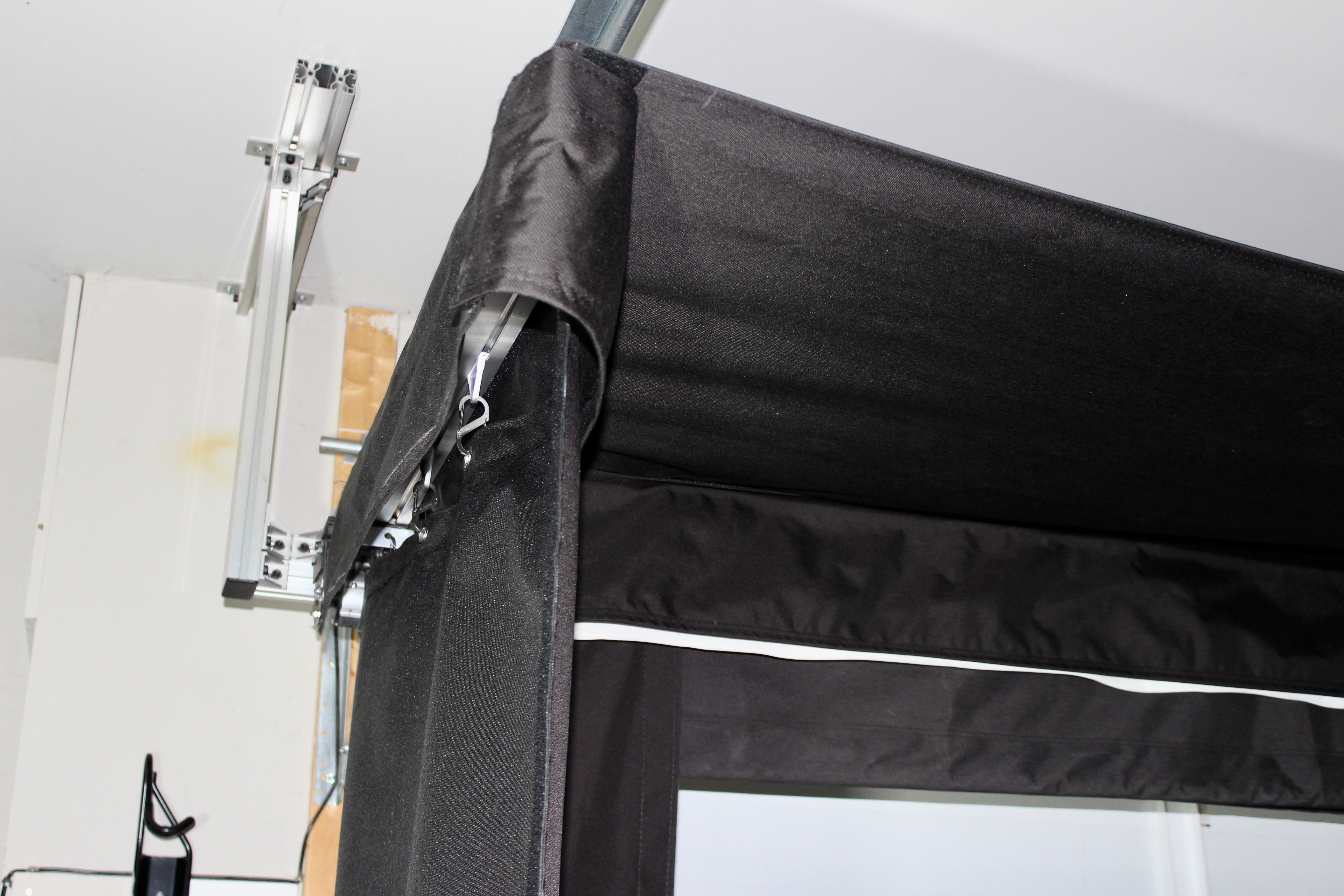 SportScreen Vanish LITE Semi-Retractable Enclosure