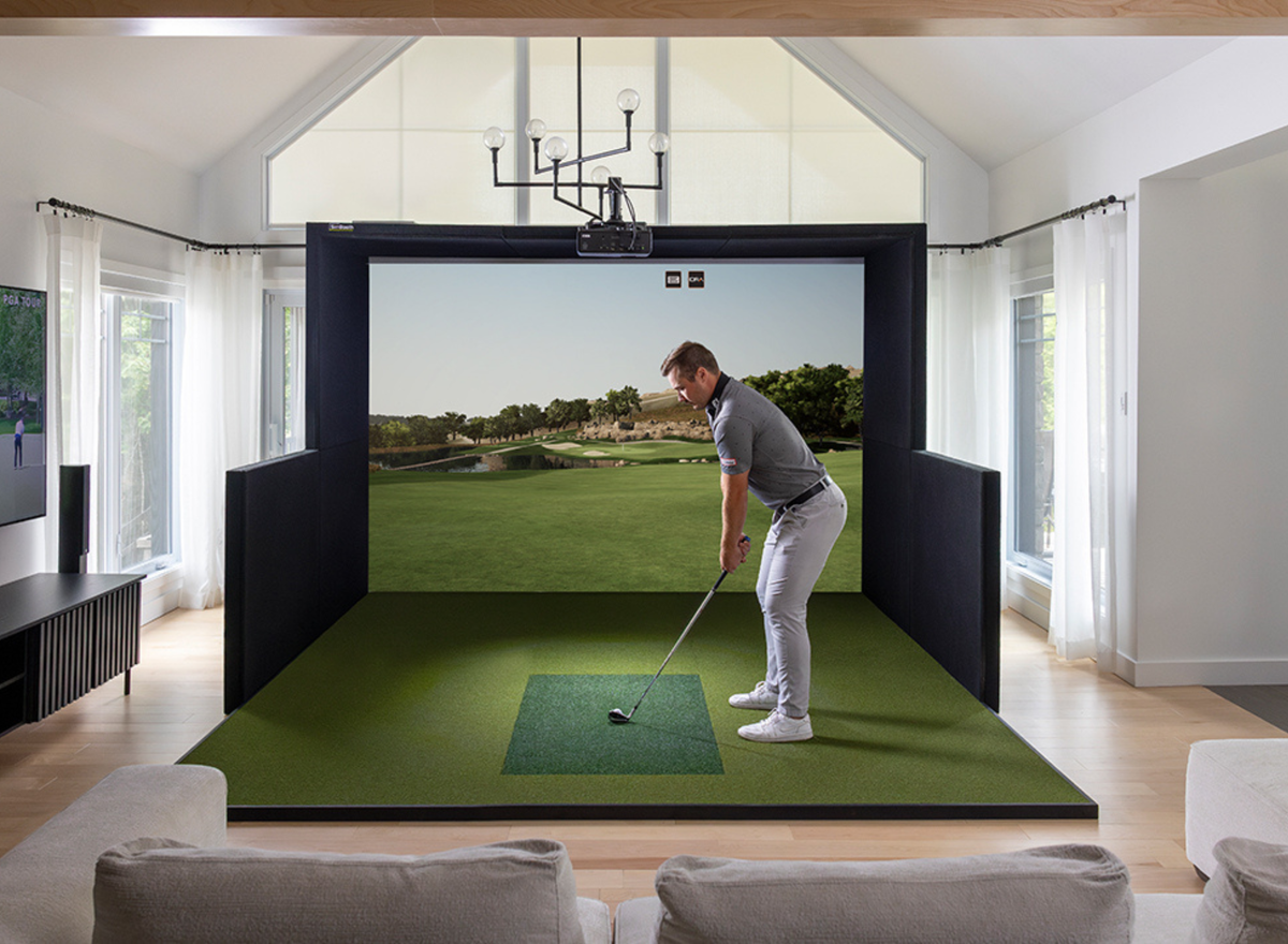 10 Golf Simulator Mistakes to Avoid Before You Buy (2026 Buyer's Guide)